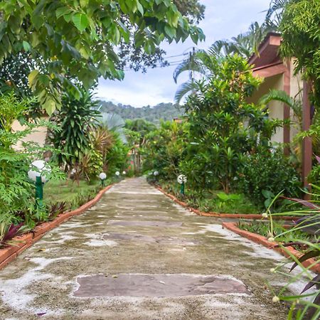 Hotel The Travelers Friend Ban Ai Dao Esterno foto