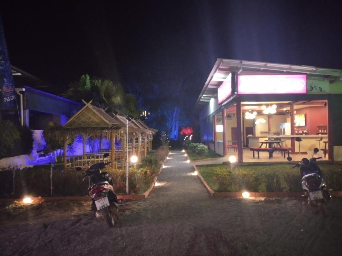 Hotel The Travelers Friend Ban Ai Dao Esterno foto