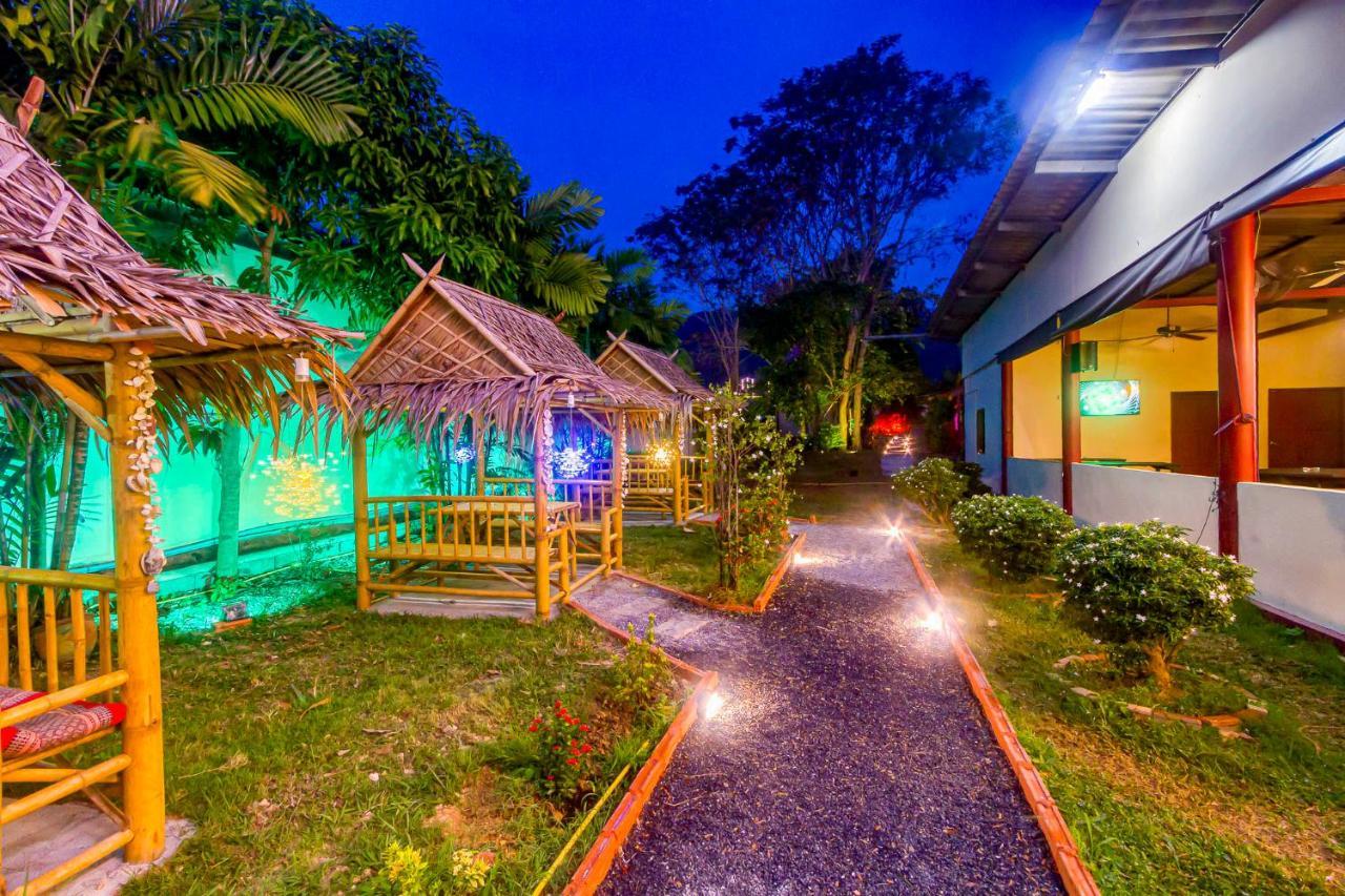 Hotel The Travelers Friend Ban Ai Dao Esterno foto